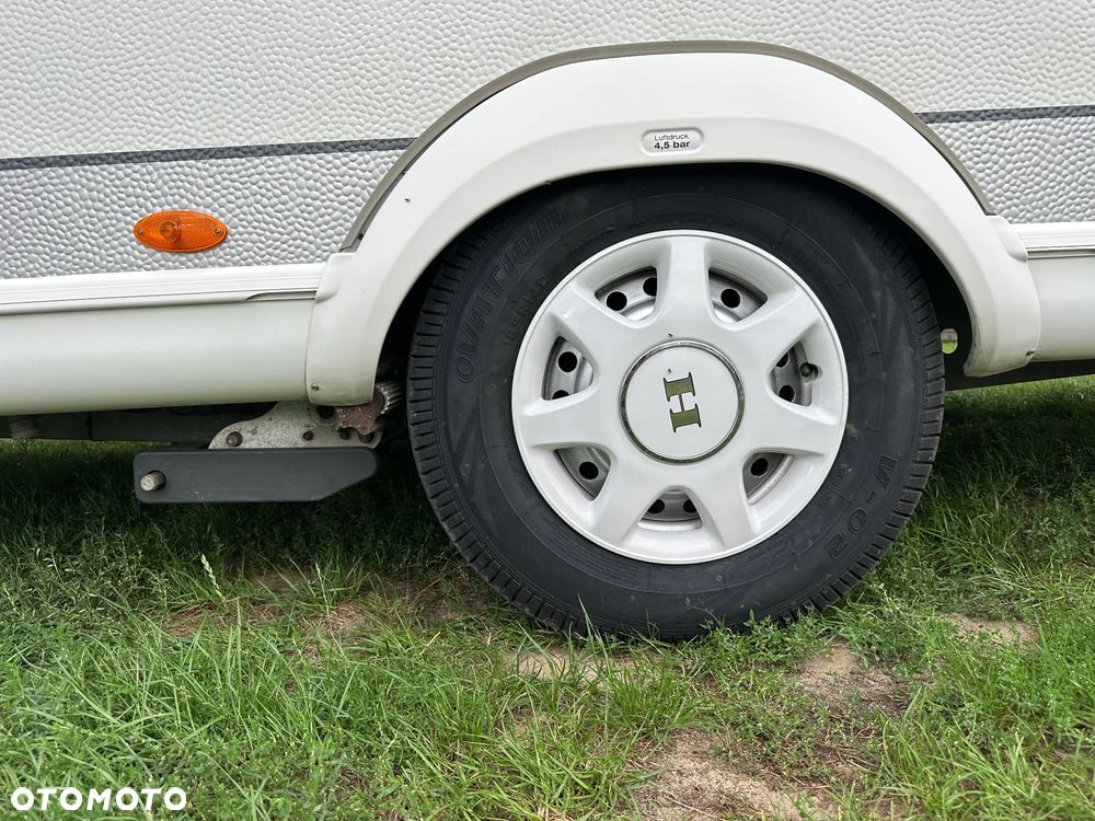Hobby 460 UFE DE LUX EDITION z napędem i markizą pompowaną. - 10