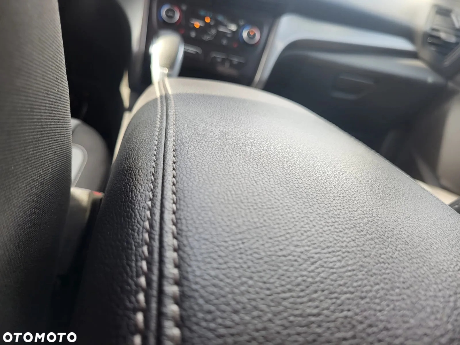 Ford Kuga - 19