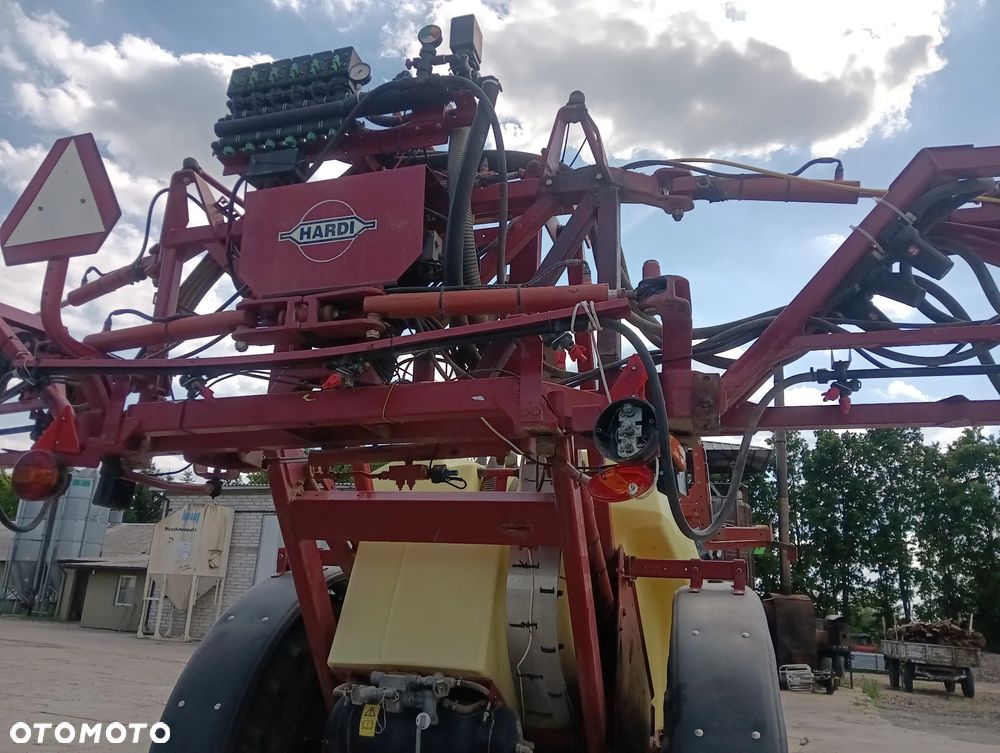 Hardi Navigator 4000 - 9
