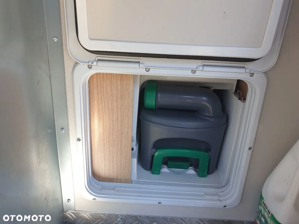 KNAUS DESEO 400 TR - 19