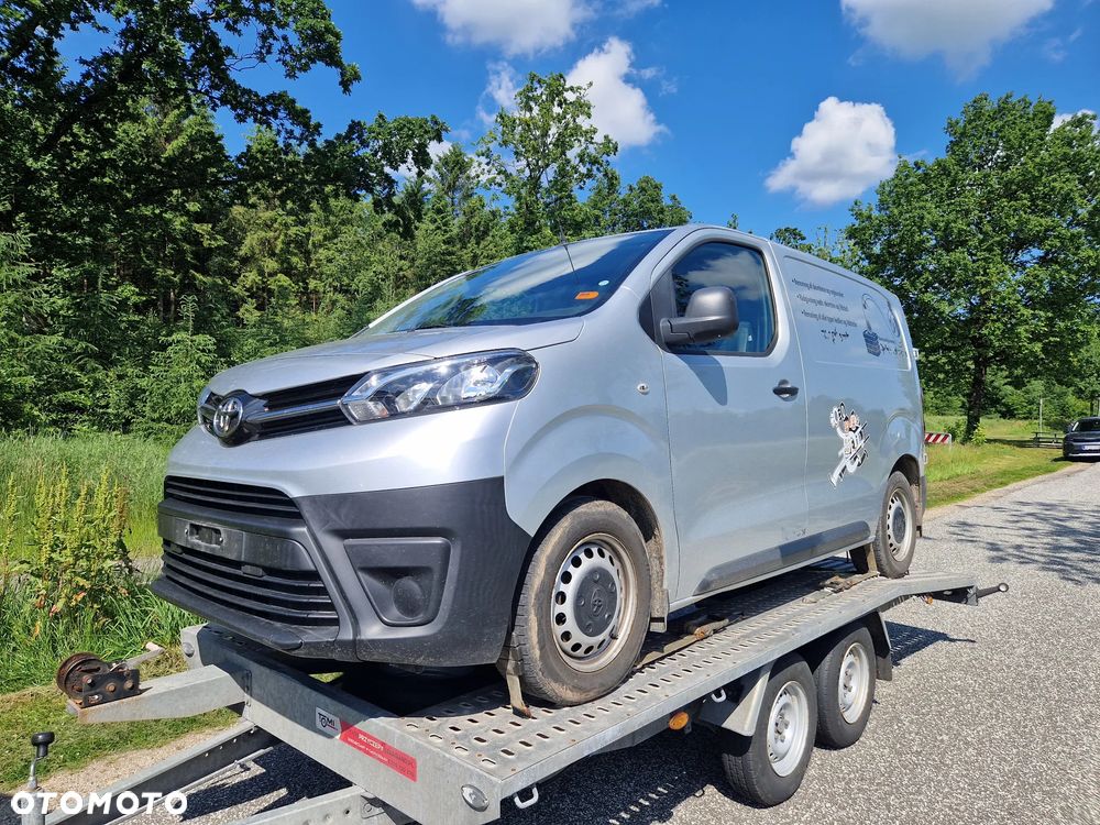 Toyota Proace - 1