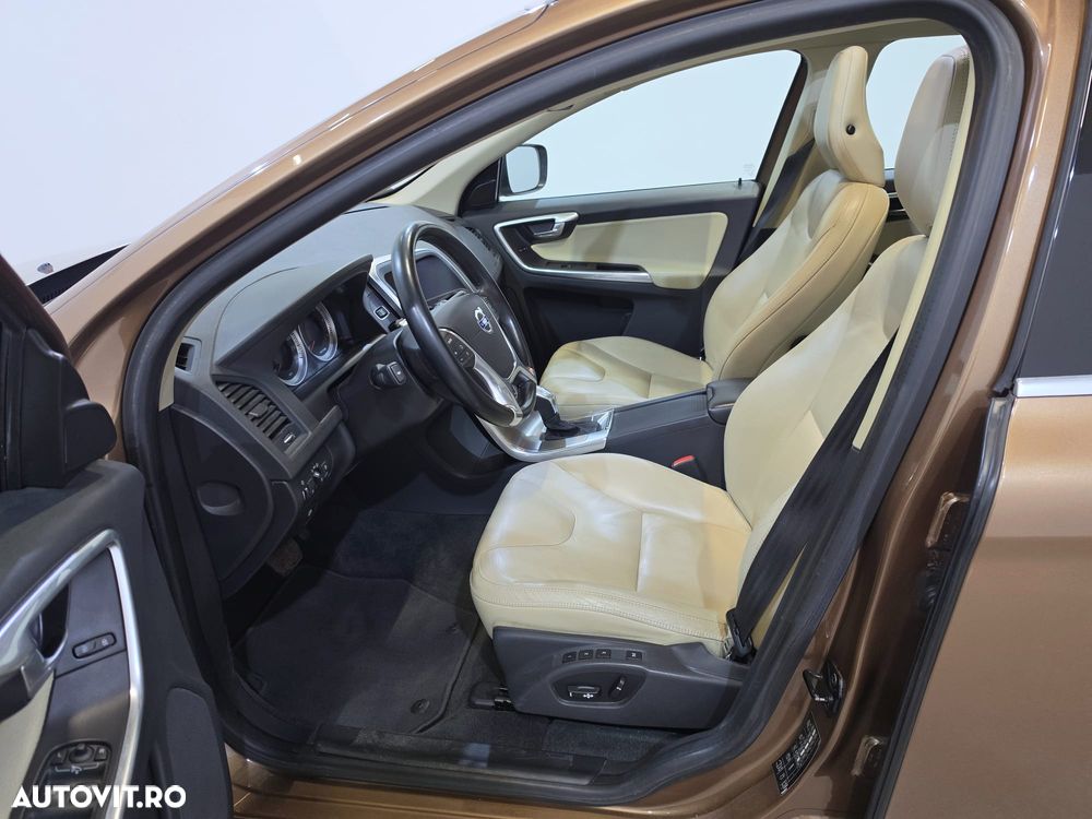 Volvo XC 60 D3 Summum - 8