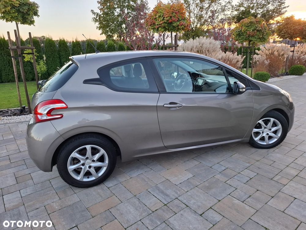 Peugeot 208 1.4 VTi Active - 21