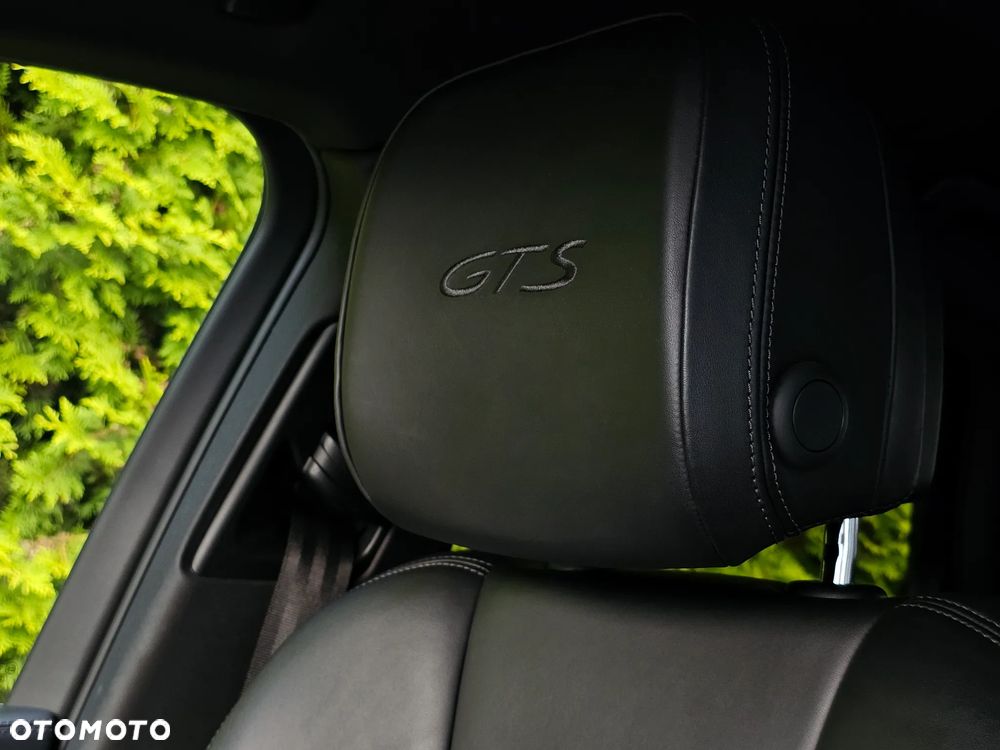Porsche Macan GTS - 26