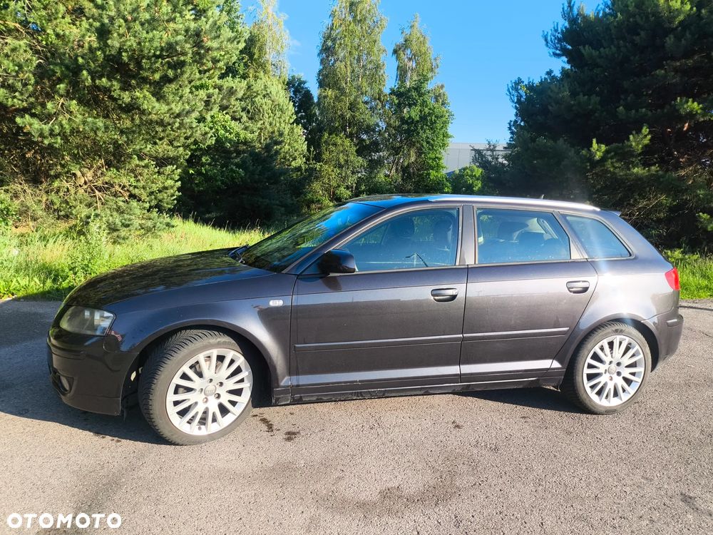 Audi A3 Sportback 2.0 TDI DPF Ambition - 1