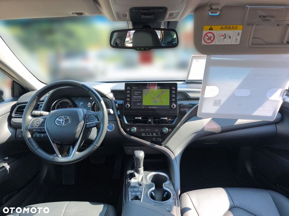 Toyota Camry 2.5 Hybrid Executive CVT - 15
