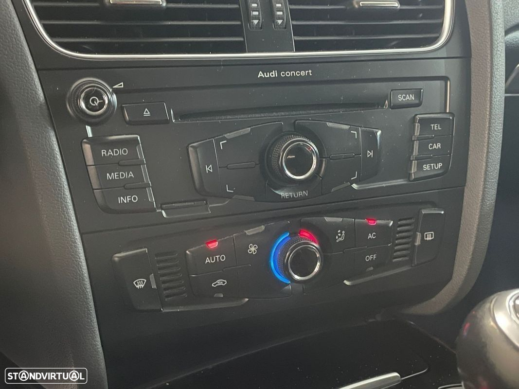 Audi A4 Avant 2.0 TDI exclusive - 45