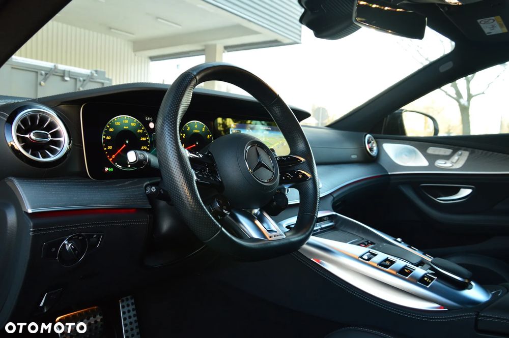 Mercedes-Benz AMG GT 43 - 16