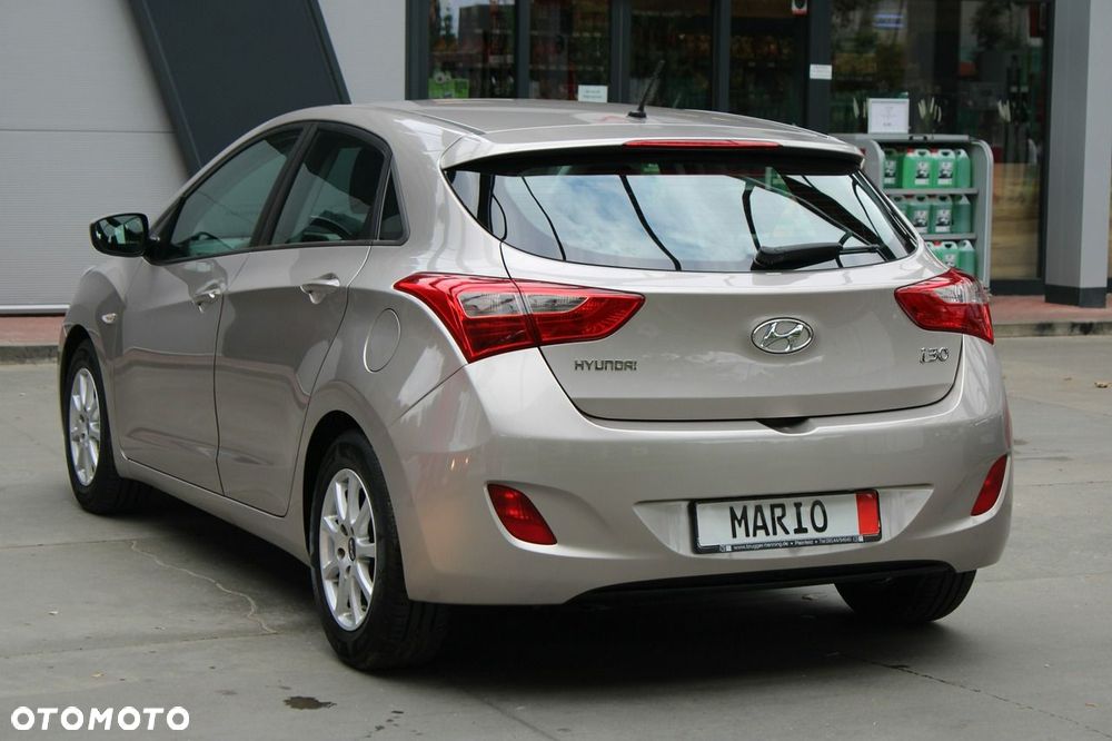 Hyundai i30 1.4 Family+ - 21
