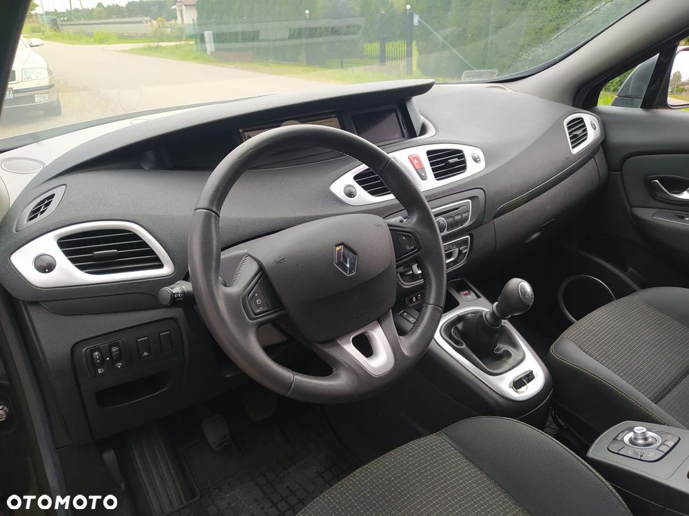 Renault Scenic - 6