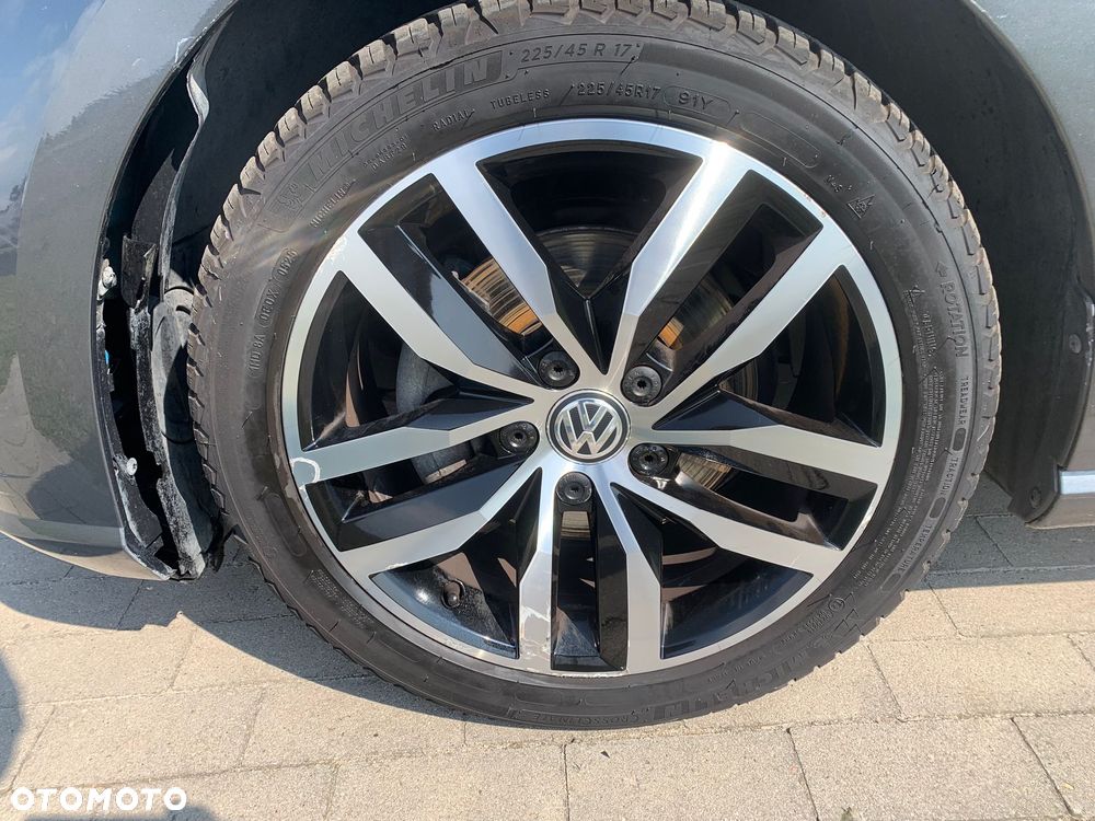 Volkswagen Golf 1.4 TSI BMT Comfortline DSG - 12