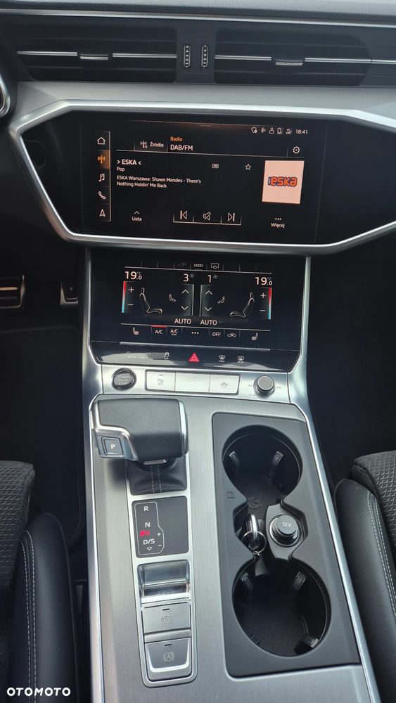 Audi A6 Avant 55 TFSI e quattro S tronic sport - 27