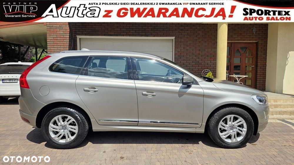 Volvo XC 60 D5 AWD Summum - 5