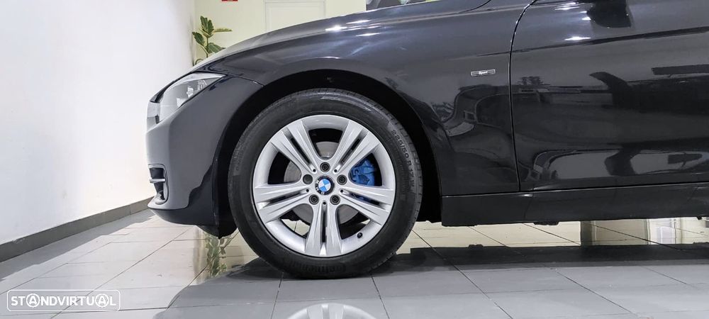 BMW 318 d Auto Line Sport - 10