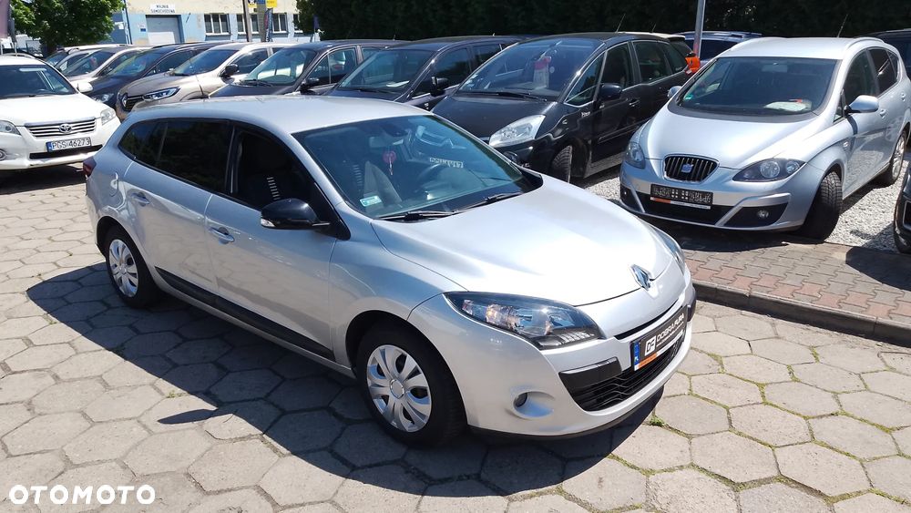 Renault Megane dCi 90 FAP Paris - 24