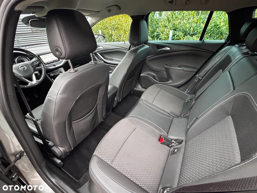 Opel Astra 1.6 D (CDTI) Start/Stop Sports Tourer Innovation - 13