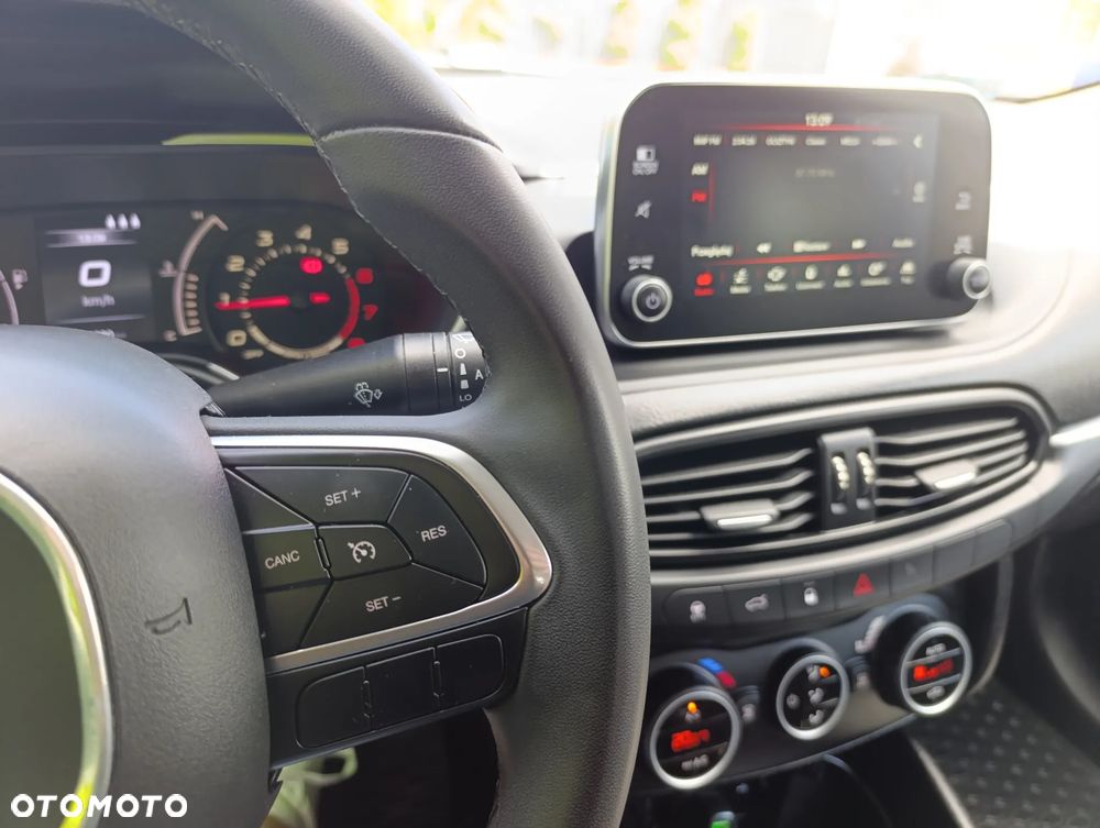 Fiat Tipo 1.4 16V Lounge - 23