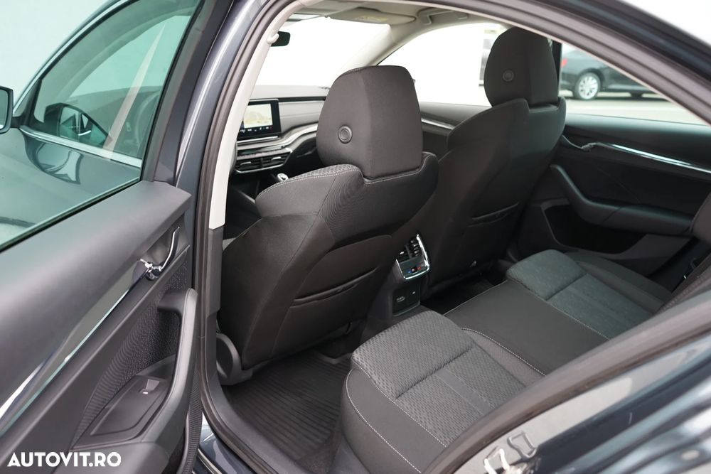 Skoda Octavia 2.0 TDI Style - 32