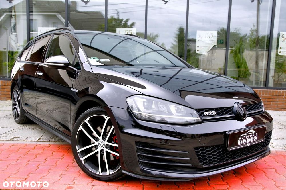 Volkswagen Golf - 3