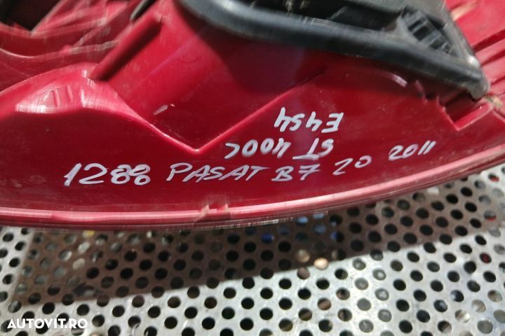 Lampa / Tripla stop stanga pe aripa Volkswagen VW Passat B7 [2010 - 2 - 4