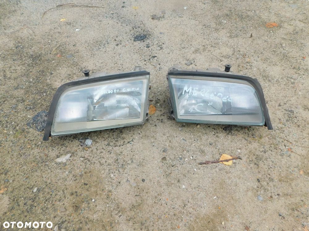 mercedes C W202  lampa prawa WYSYŁKA - 2