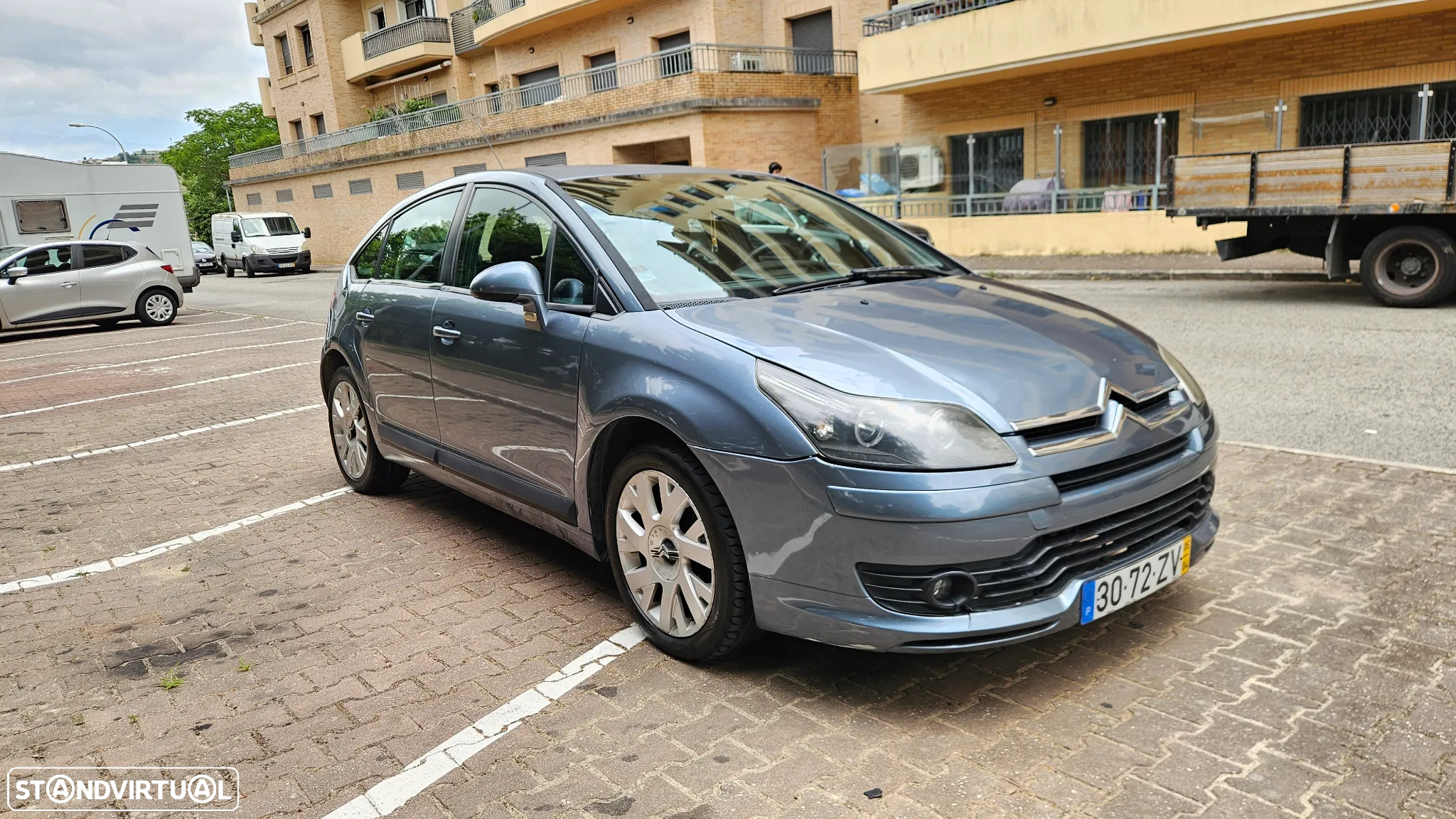 Citroën C4 1.6 HDi 110 Exclusive - 4