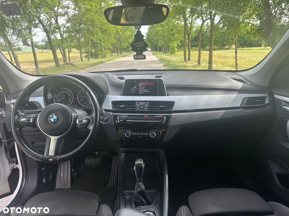 BMW X1 sDrive20i - 13
