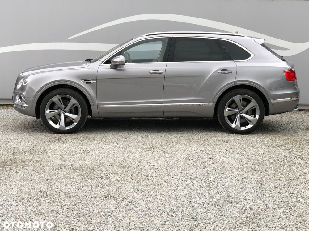 Bentley Bentayga - 25