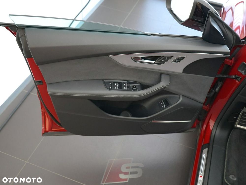 Audi Q8 - 15
