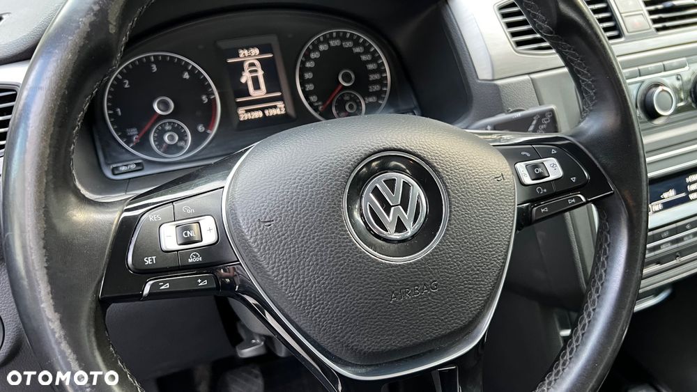 Volkswagen Caddy 2.0 TDI Highline - 22