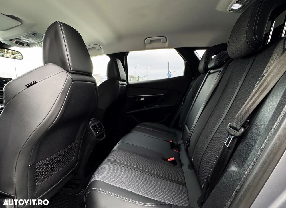 Peugeot 3008 1.2 PureTech S&S EAT8 Allure - 10