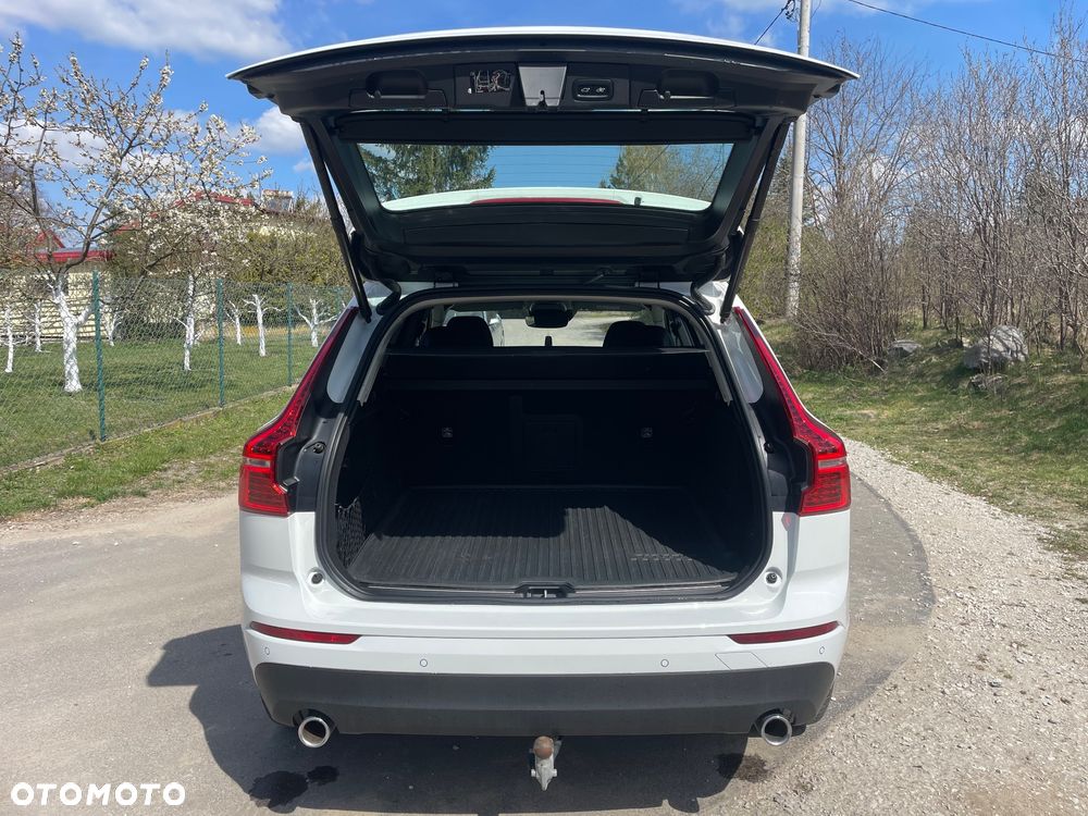 Volvo XC 60 B5 B Momentum Pro - 35