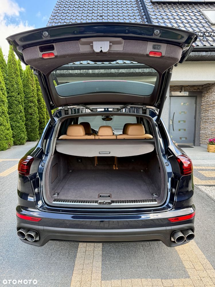 Porsche Cayenne S Tiptronic S - 27