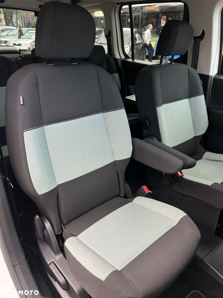 Citroën Berlingo M PureTech 130 EAT8 SHINE - 27