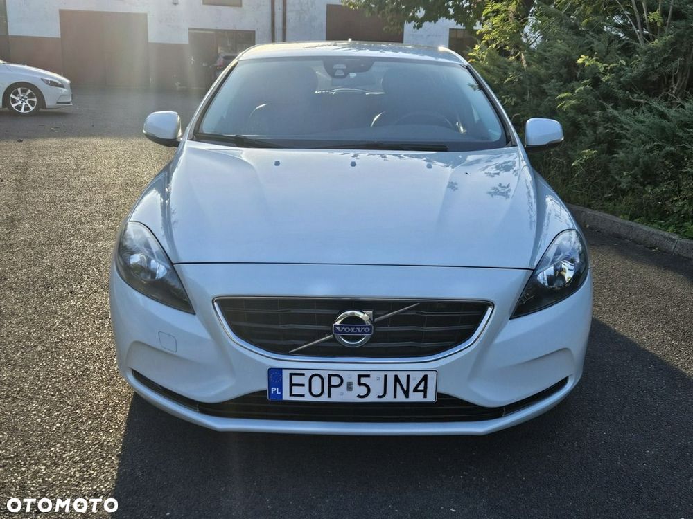 Volvo V40 D2 Momentum - 30