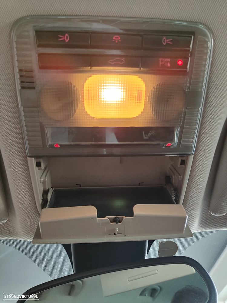 Alfa Romeo 159 Sportwagon 1.9 JTDm 16V Sportiva+ - 35