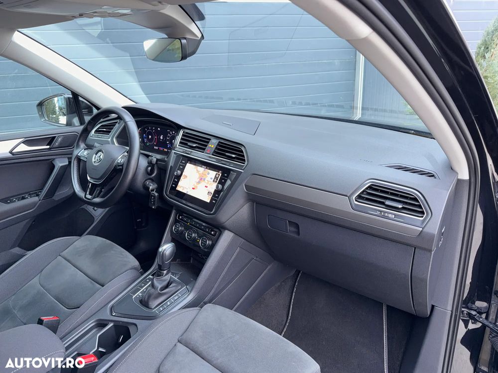 Volkswagen Tiguan - 12