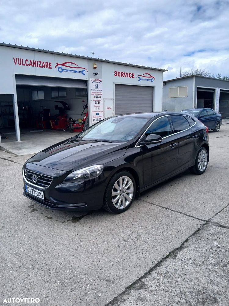 Volvo V40 D3 - 1