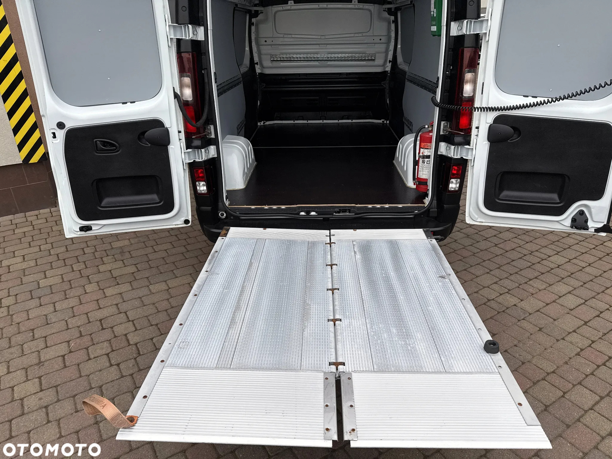 Renault Trafic L2H2 Winda - 10