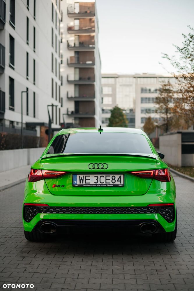Audi RS3 Limousine - 3