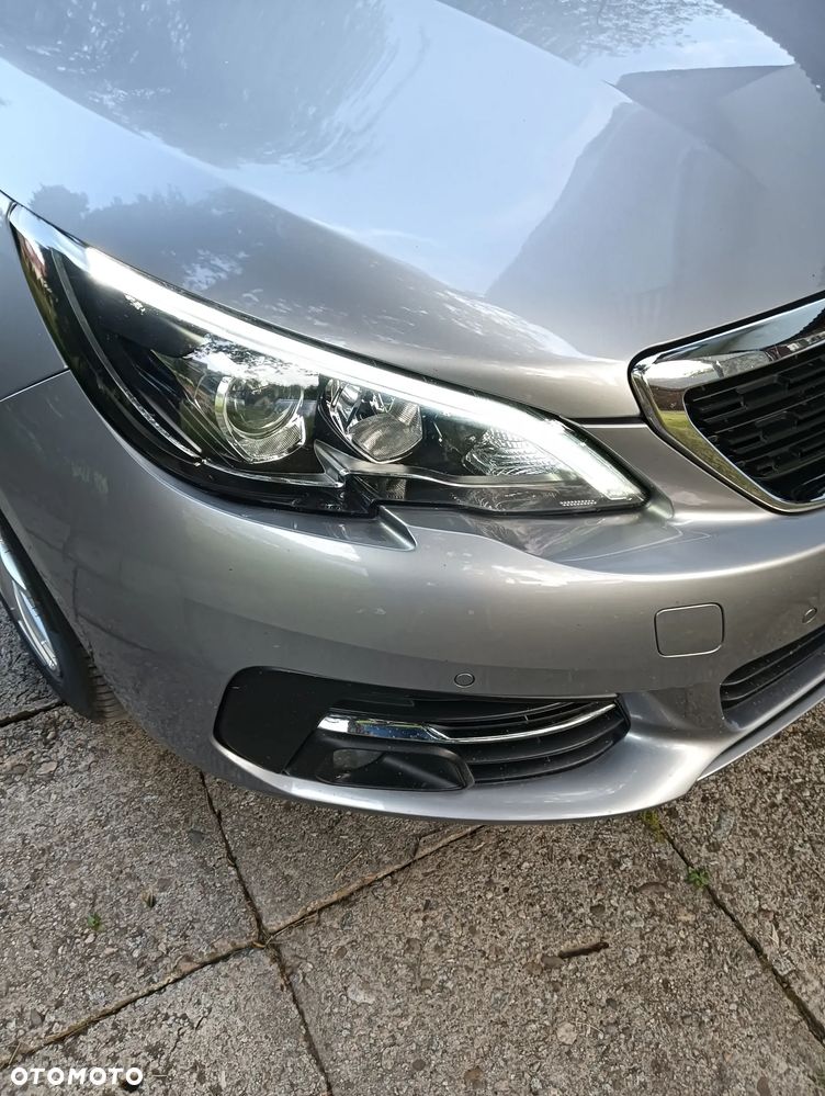 Peugeot 308 BlueHDi 130 Stop & Start Active - 11