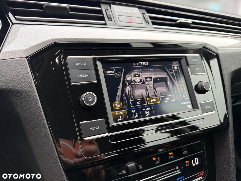 Volkswagen Passat 1.5 TSI EVO Business DSG - 30