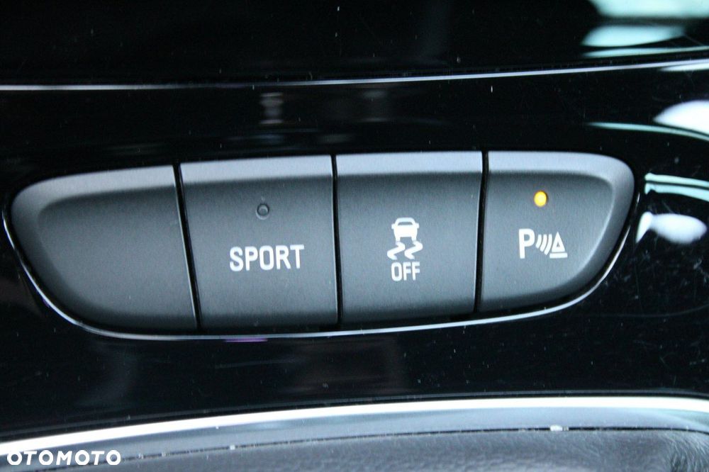 Opel Astra 1.4 Turbo Edition - 26