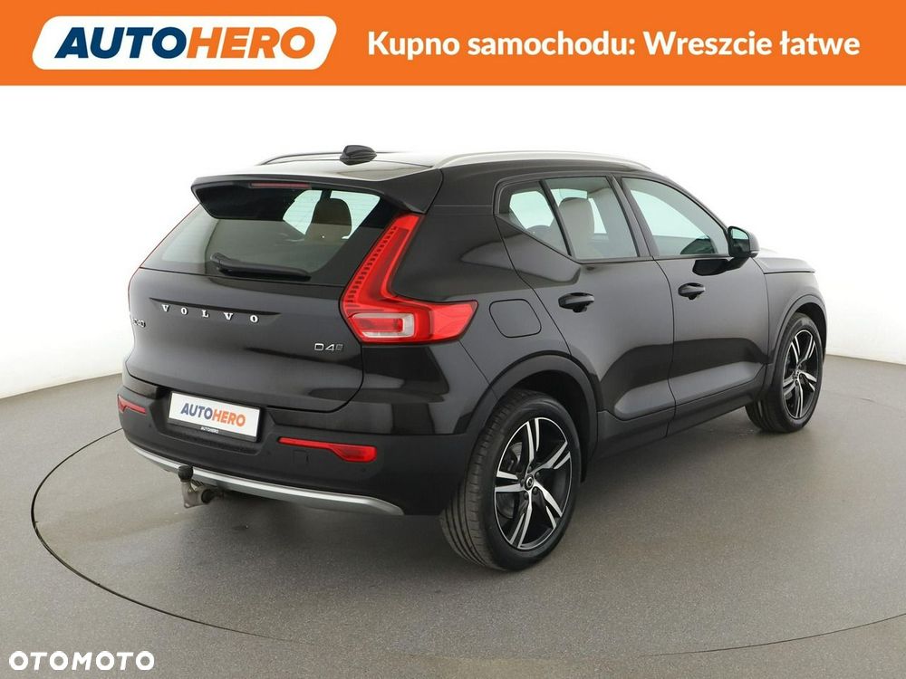 Volvo XC 40 D4 AWD Momentum Pro - 8