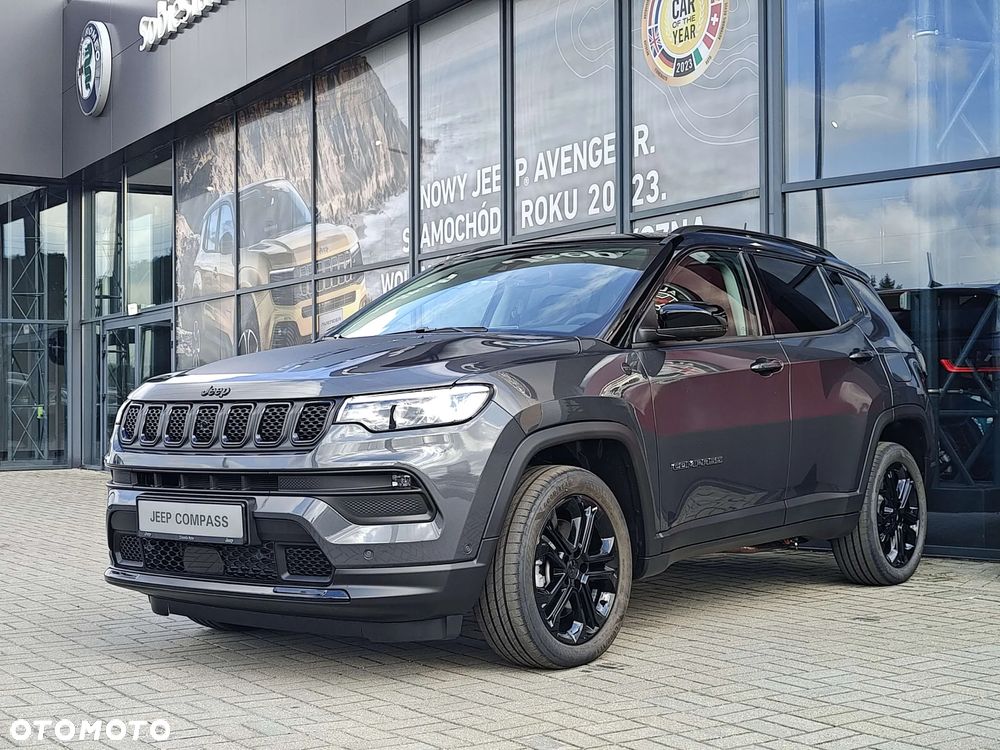 Jeep Compass - 1