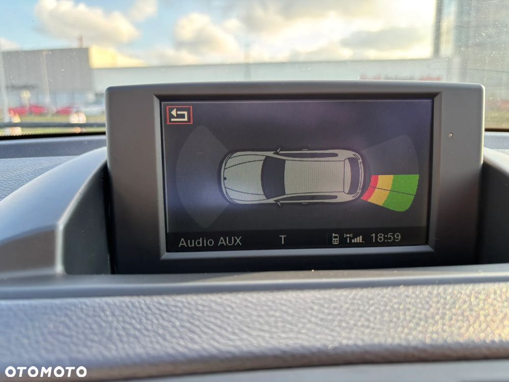 BMW Seria 1 120d - 14