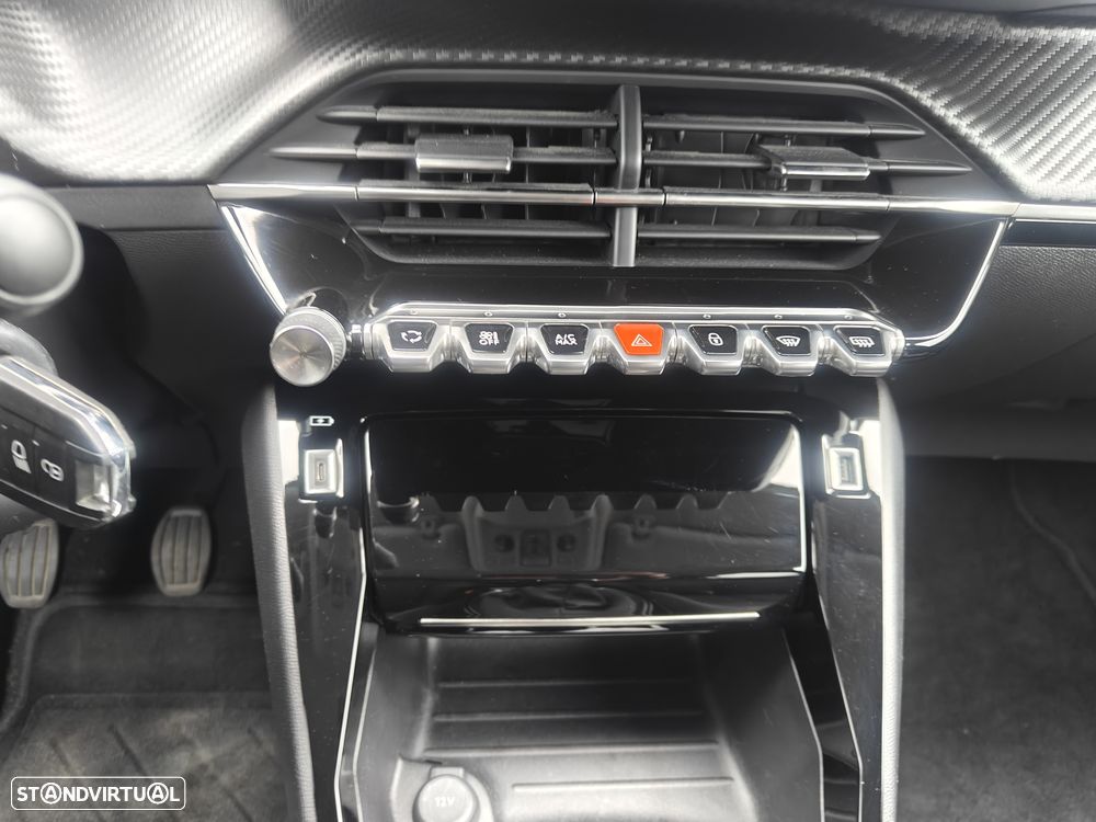 Peugeot 208 1.2 PureTech Allure Pack - 27