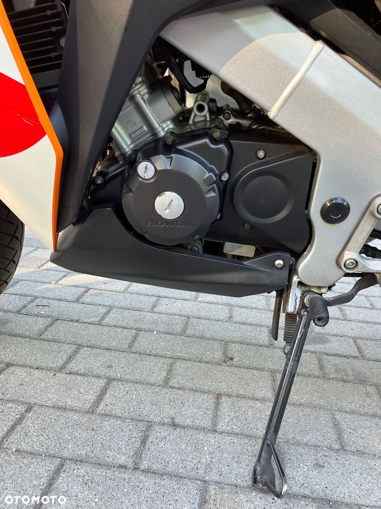 Honda CBR - 12