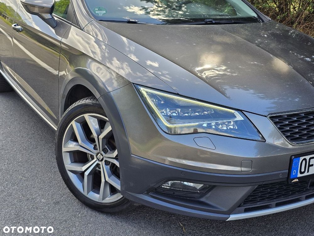 Seat Leon 2.0 TDI DPF Start&Stop XCELLENCE - 2