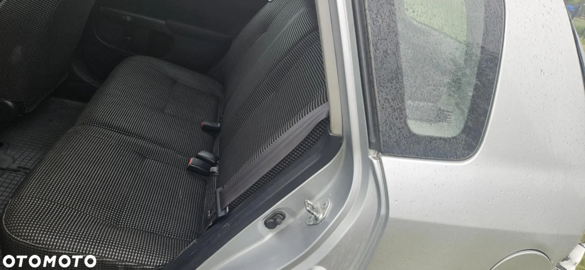 Honda Civic 1.4i S - 5